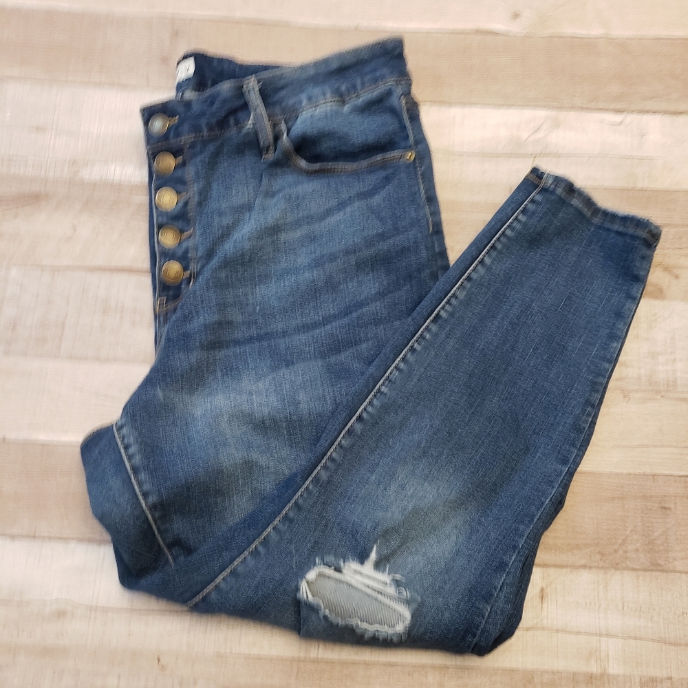 AVA & VIV 18W button fly jeans